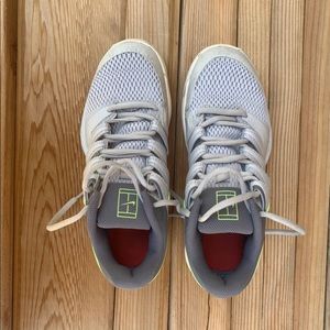 Grey Nike Tennis Shoes